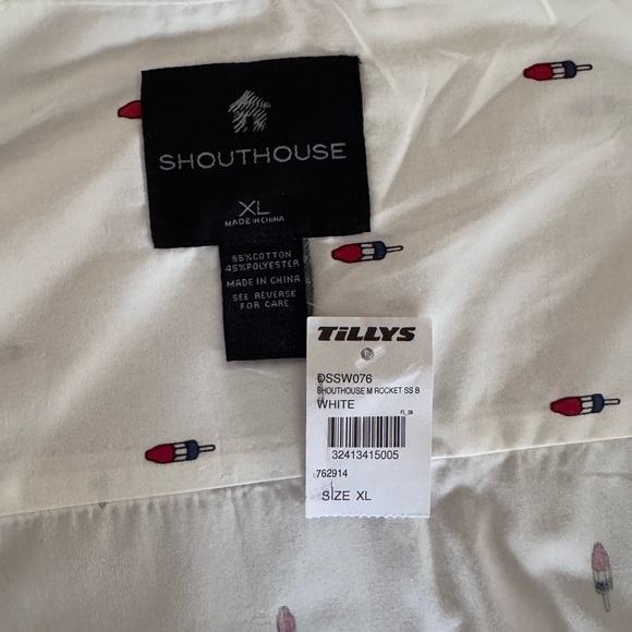 SHOUTHOUSE by TILLY’S Short Sleeve Button Down Shirt
POPSICLE ROCKET POP PRINT - Picture 4 of 4